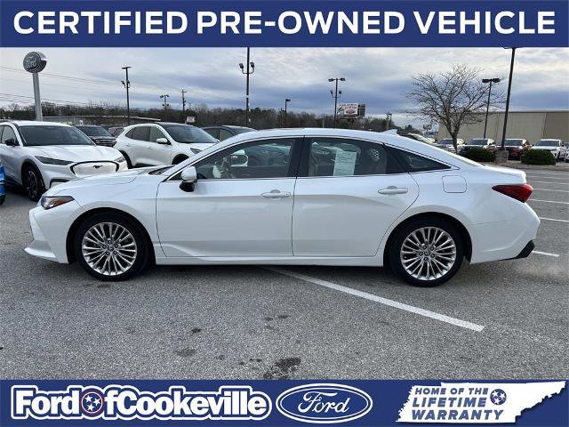 Used 2022 Toyota Avalon Limited image 7