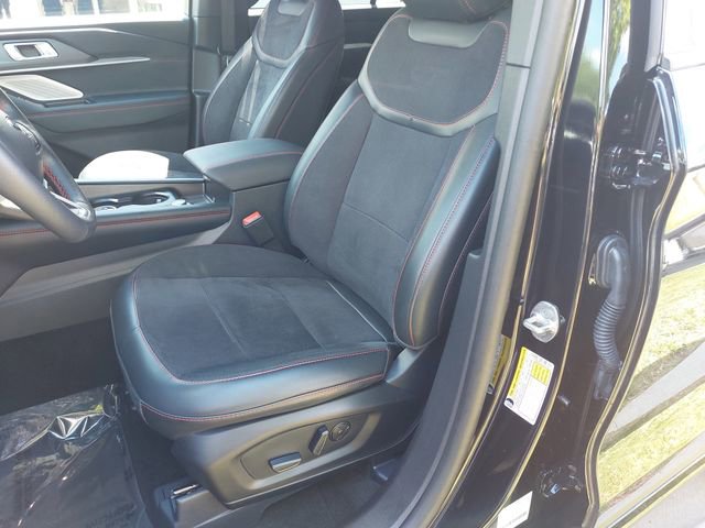 Certified 2025 Ford Explorer ST w/ Sun And Sound Package AWD/4WD image 15