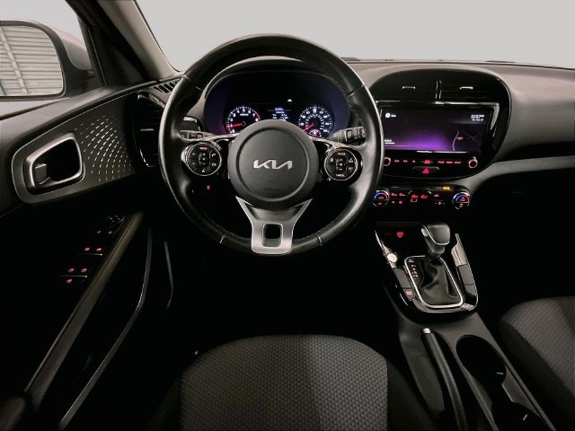Used 2022 Kia Soul X-Line FWD image 5