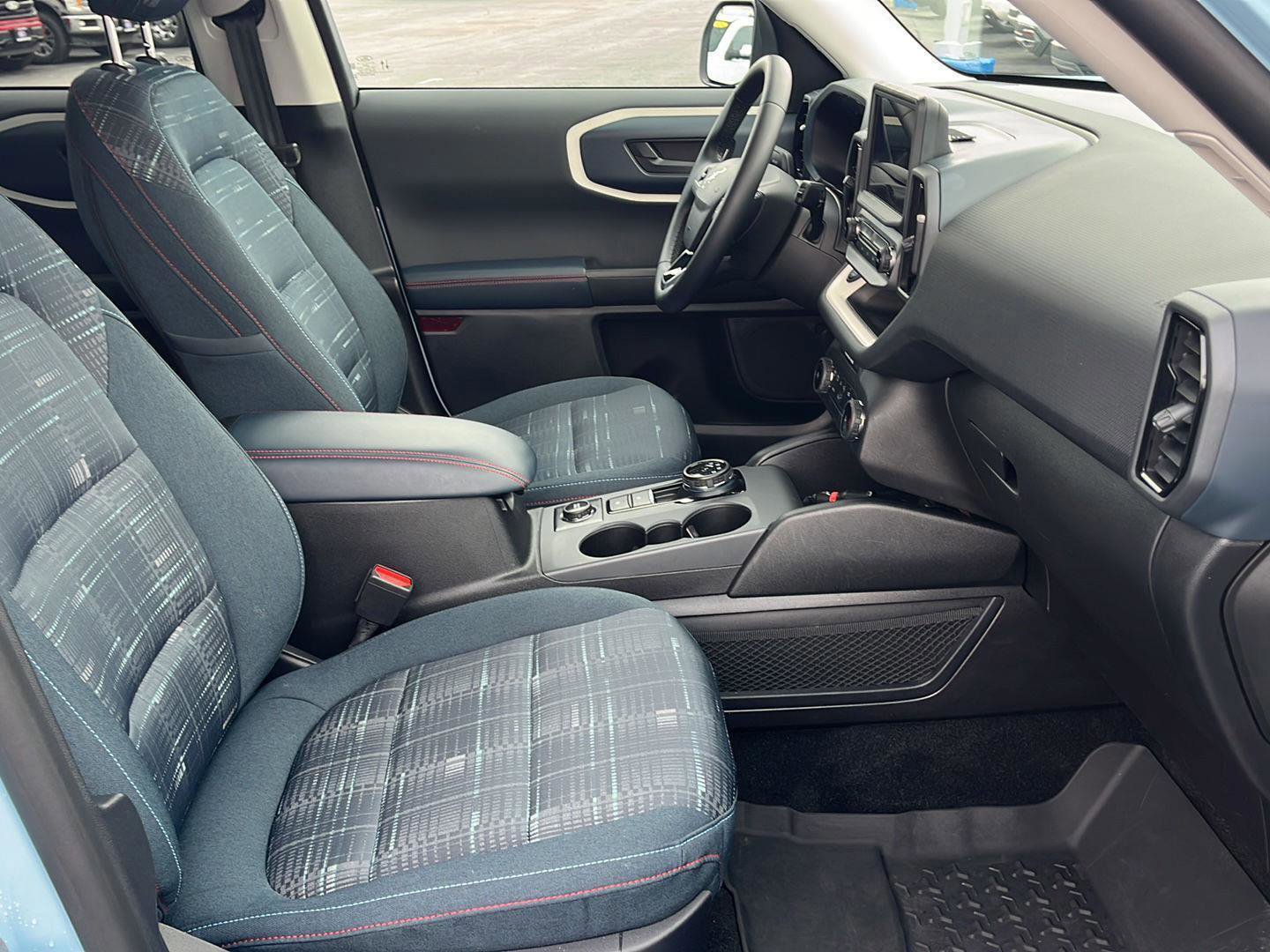 Certified 2024 Ford Bronco Sport Heritage w/ Heritage Convenience Package AWD/4WD image 13