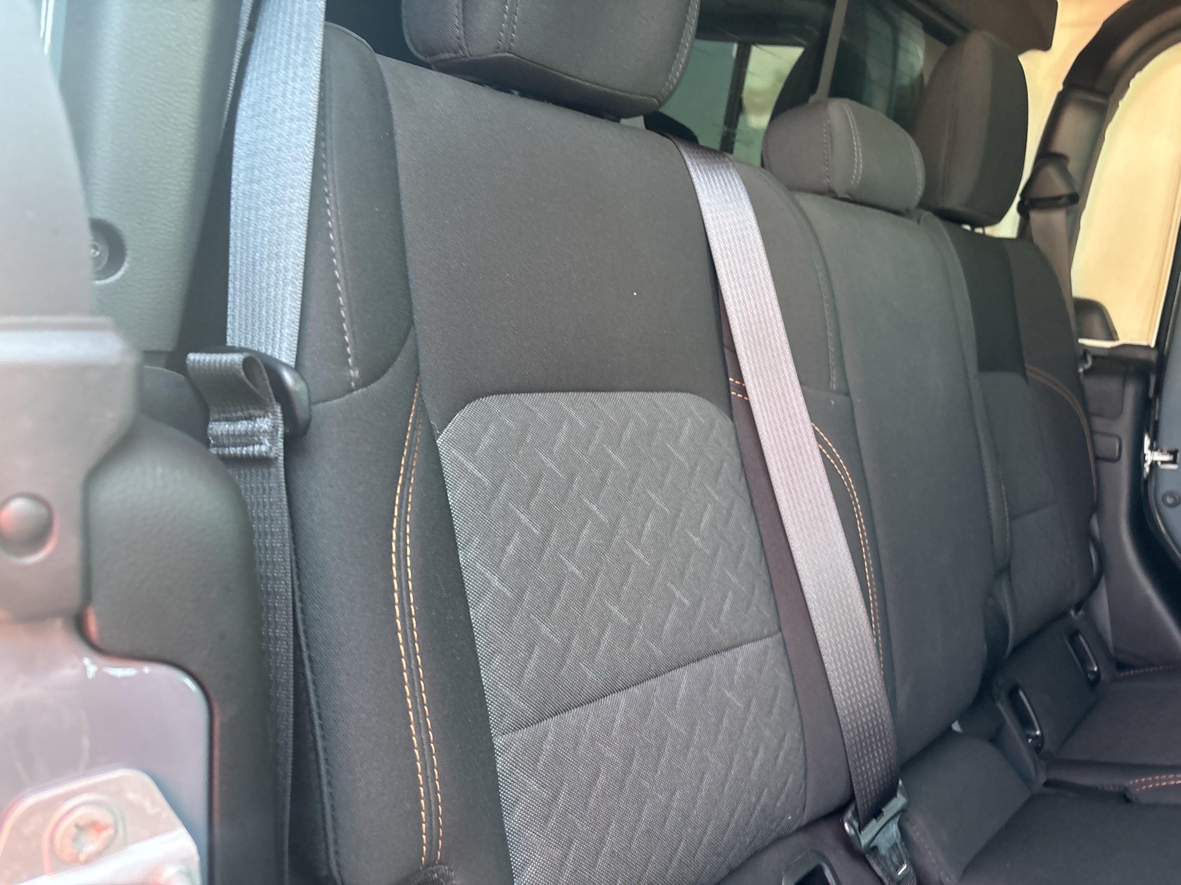 Used 2025 Jeep Gladiator Mojave AWD/4WD image 21