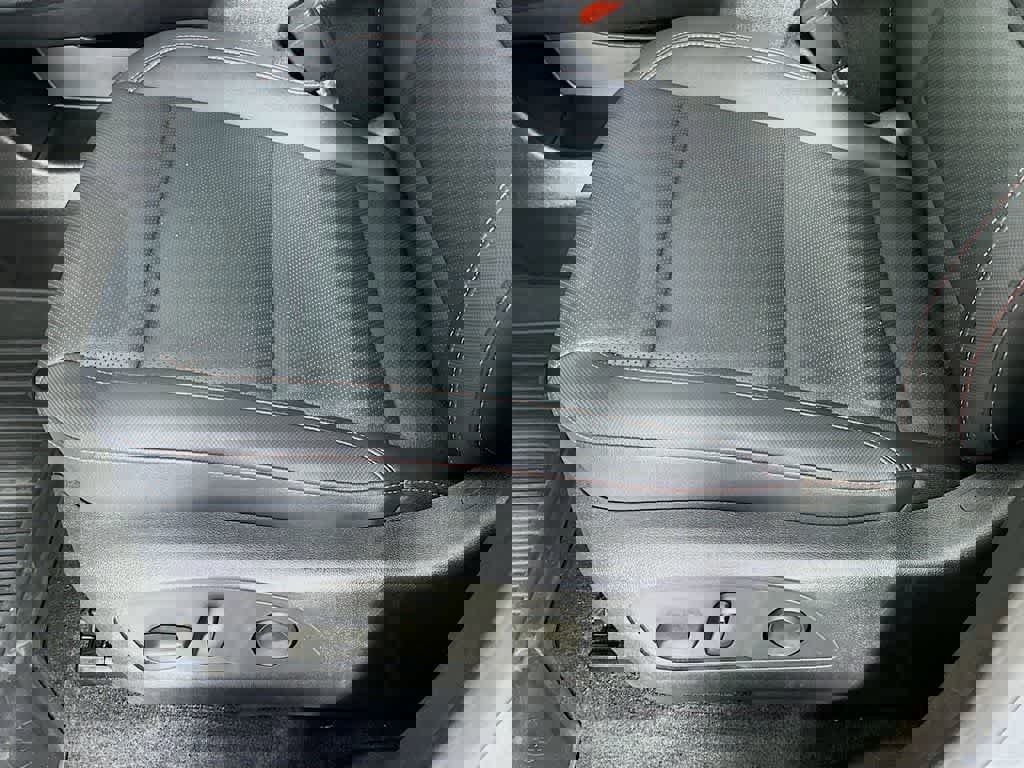 Used 2024 Chevrolet Traverse Z71 w/ LPO, Floor Liner Package image 29