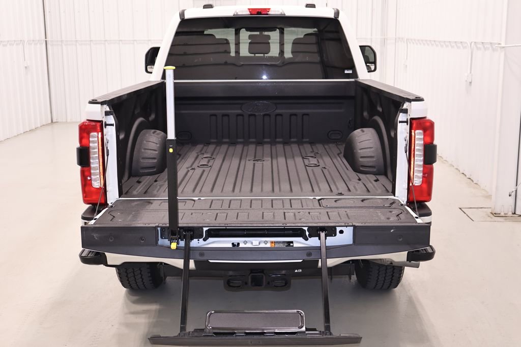 Certified 2024 Ford F250 King Ranch w/ Chrome Package AWD/4WD image 45