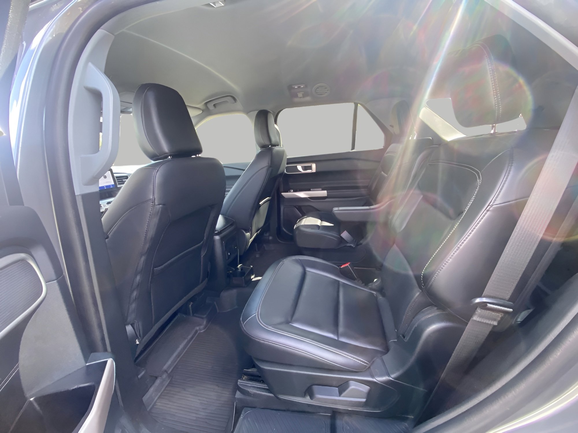 Certified 2023 Ford Explorer XLT w/ Equipment Group 202A AWD/4WD image 15