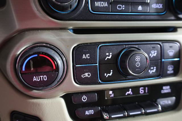 Used 2020 GMC Yukon Denali w/ Denali Premium Package AWD/4WD image 23
