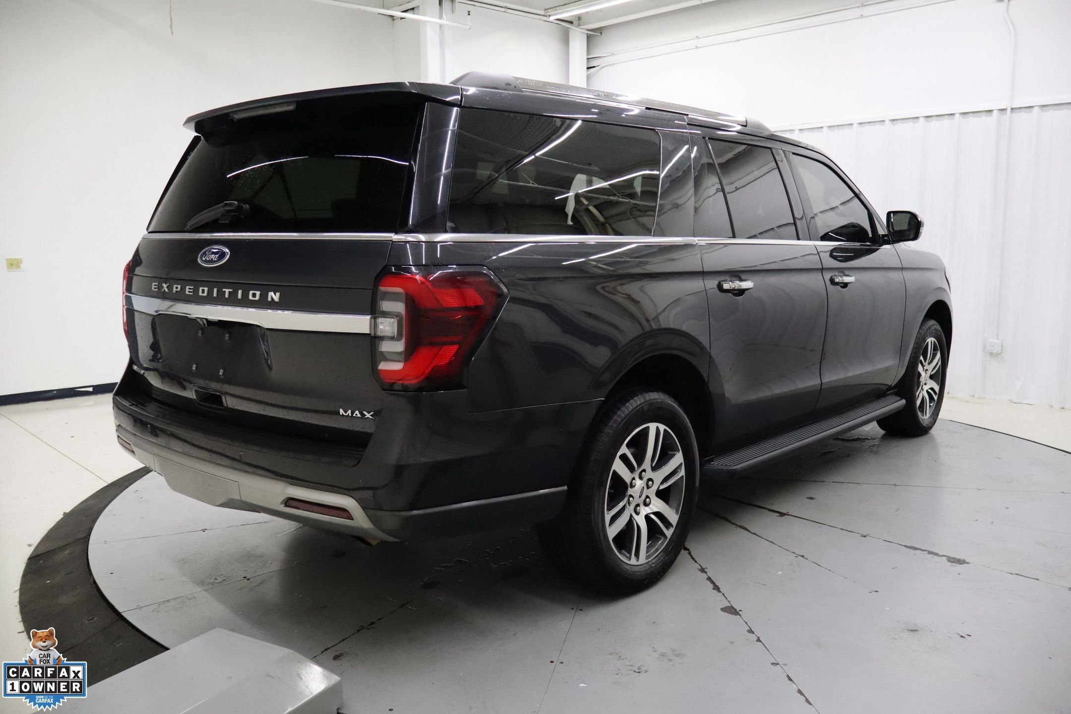 Certified 2024 Ford Expedition Max Limited image 4