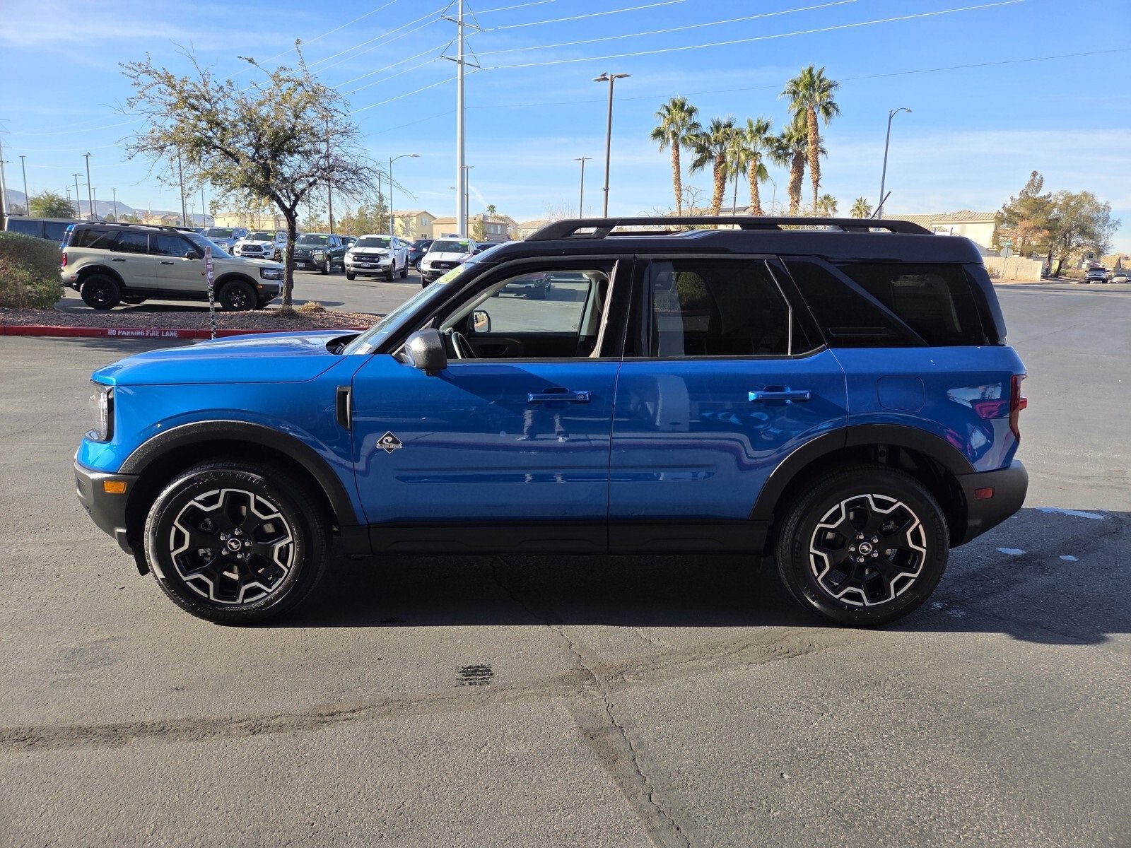 Certified 2025 Ford Bronco Sport Outer Banks w/ Outer Banks Tech Package+ image 2
