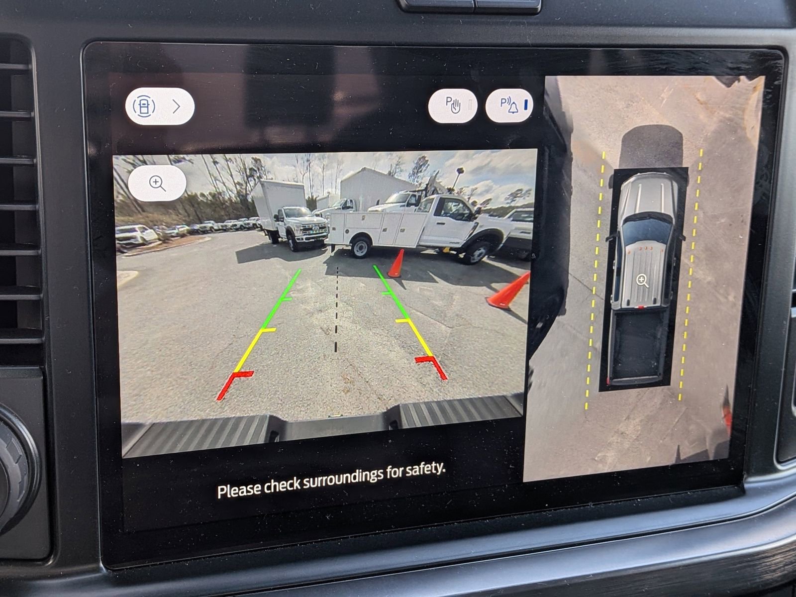 Certified 2026 Ford F250 Lariat w/ Black Appearance Package image 24