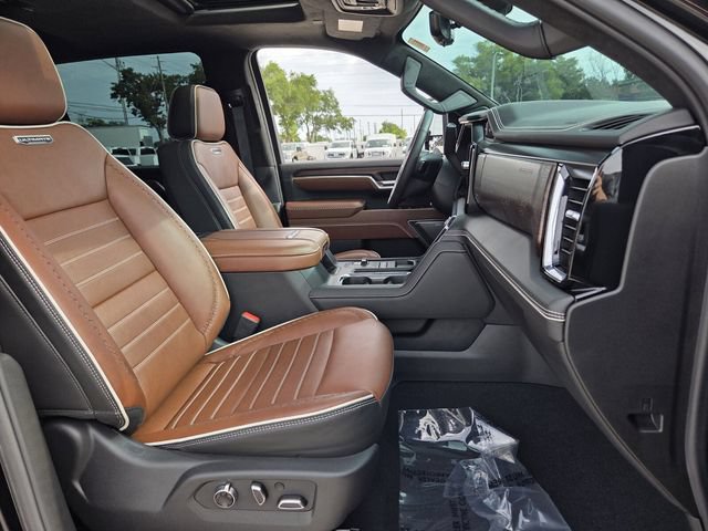 Used 2025 GMC Sierra 3500 Denali Ultimate AWD/4WD image 19