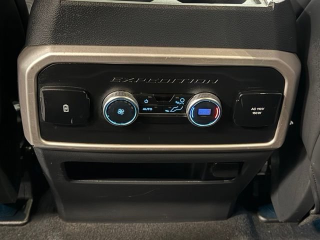 Certified 2024 Ford Expedition XLT RWD image 33