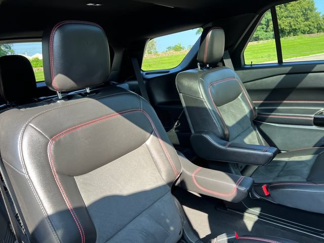 Certified 2022 Ford Explorer ST-Line w/ Class IV Trailer Tow Package AWD/4WD image 31