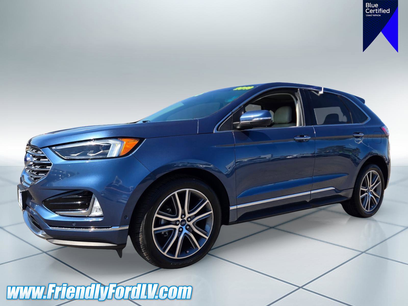 Certified 2019 Ford Edge Titanium w/ Equipment Group 301A FWD image 3
