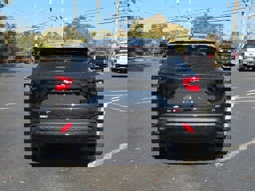 Used 2024 Chevrolet Trax RS w/ Driver Confidence Package image 4