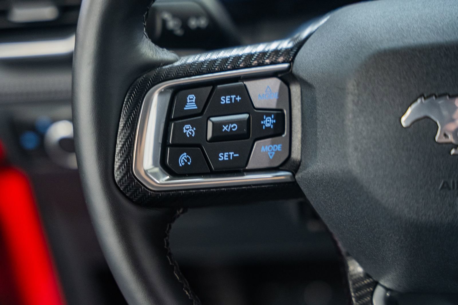 Certified 2025 Ford Mustang Premium image 31