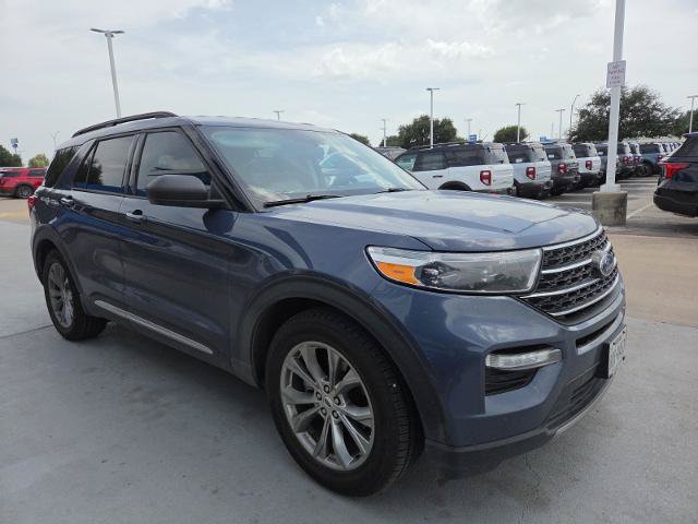 Certified 2021 Ford Explorer XLT w/ Equipment Group 202A RWD image 4