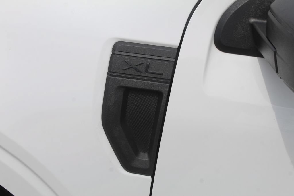 Certified 2023 Ford Maverick XL FWD image 5