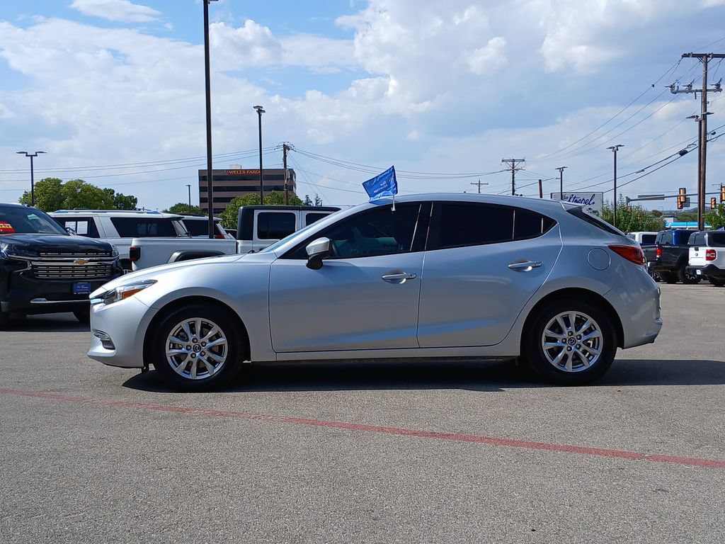 Used 2017 MAZDA MAZDA3 Sport FWD image 6