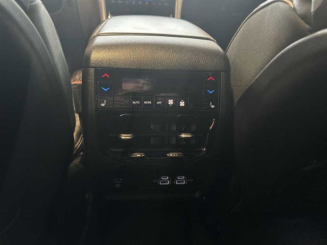 Used 2021 Jeep Grand Cherokee L Summit w/ Luxury Tech Group V image 21