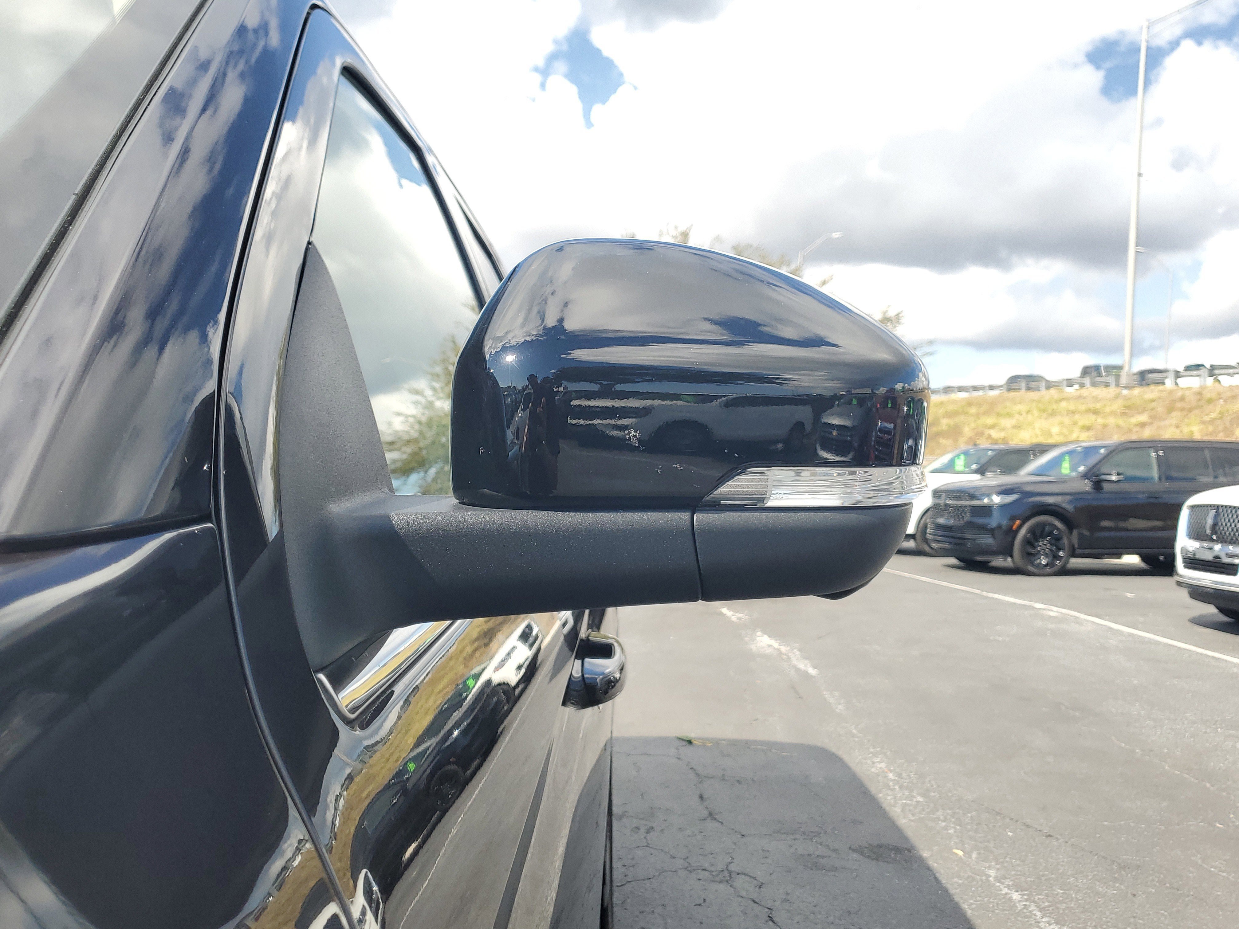 Certified 2025 Ford Expedition Max Platinum image 7