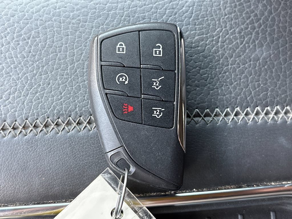 Used 2023 GMC Yukon XL Denali AWD/4WD image 34