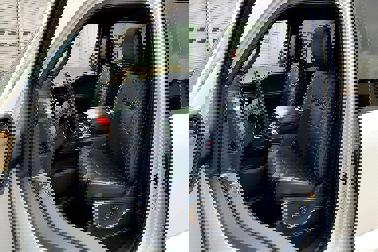 Certified 2023 Ford F150 Raptor AWD/4WD image 10