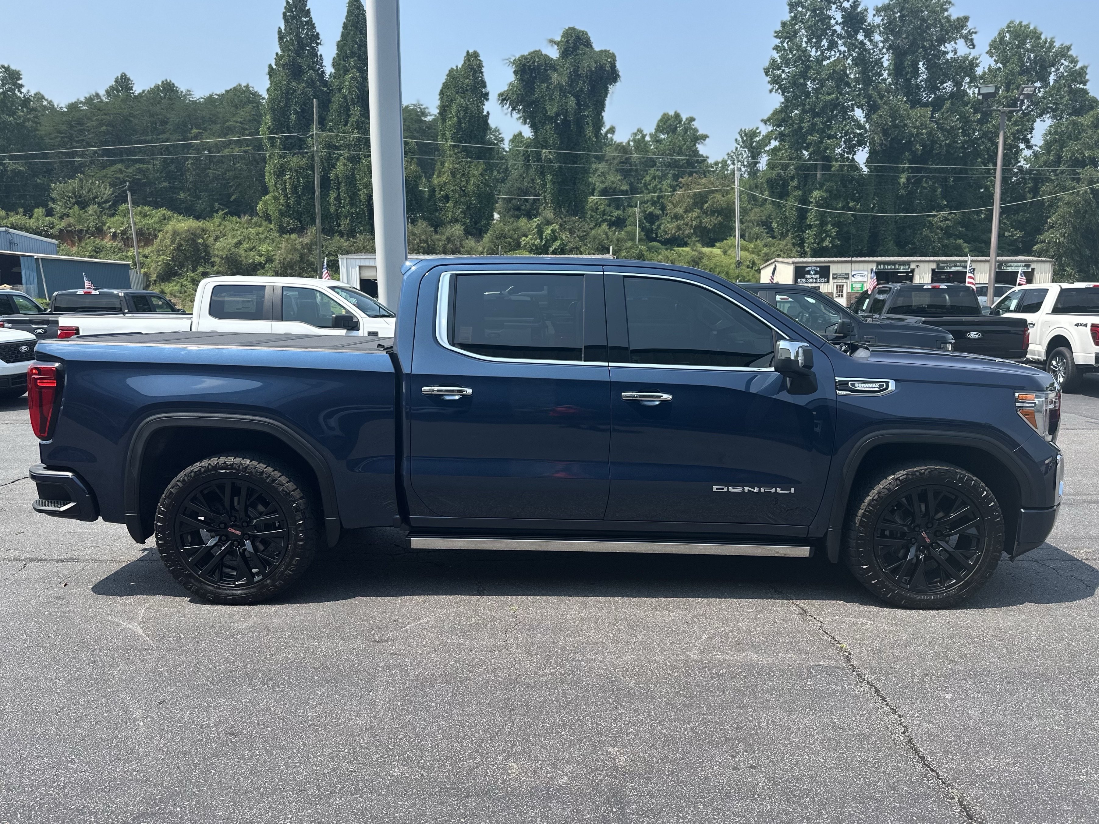 Used 2020 GMC Sierra 1500 Denali w/ Denali Ultimate Package AWD/4WD image 5