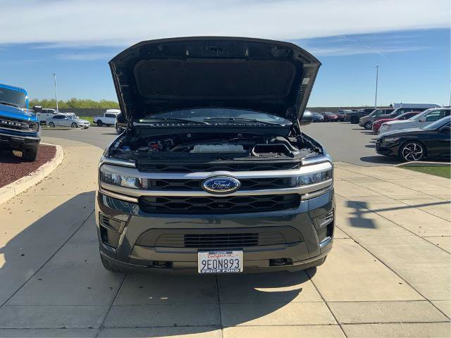 Certified 2023 Ford Expedition XLT image 9