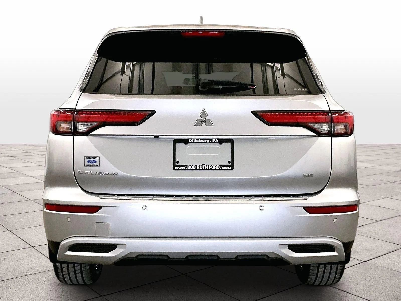 Used 2022 Mitsubishi Outlander SE AWD/4WD image 4