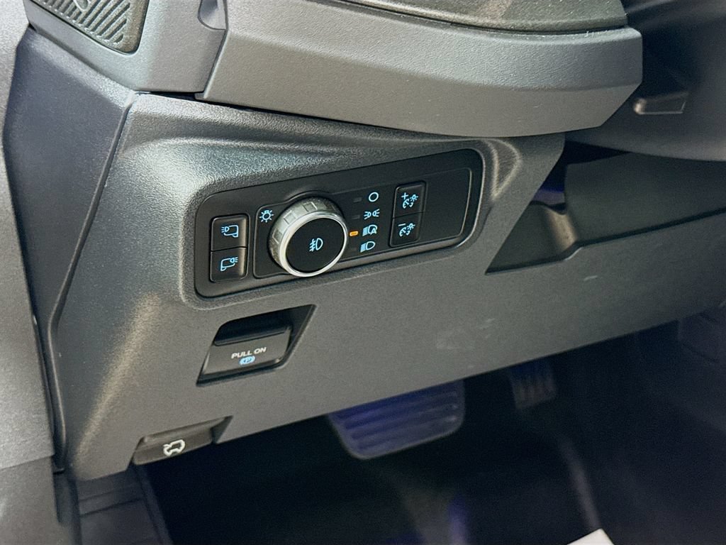 Certified 2025 Ford Bronco Badlands AWD/4WD image 17