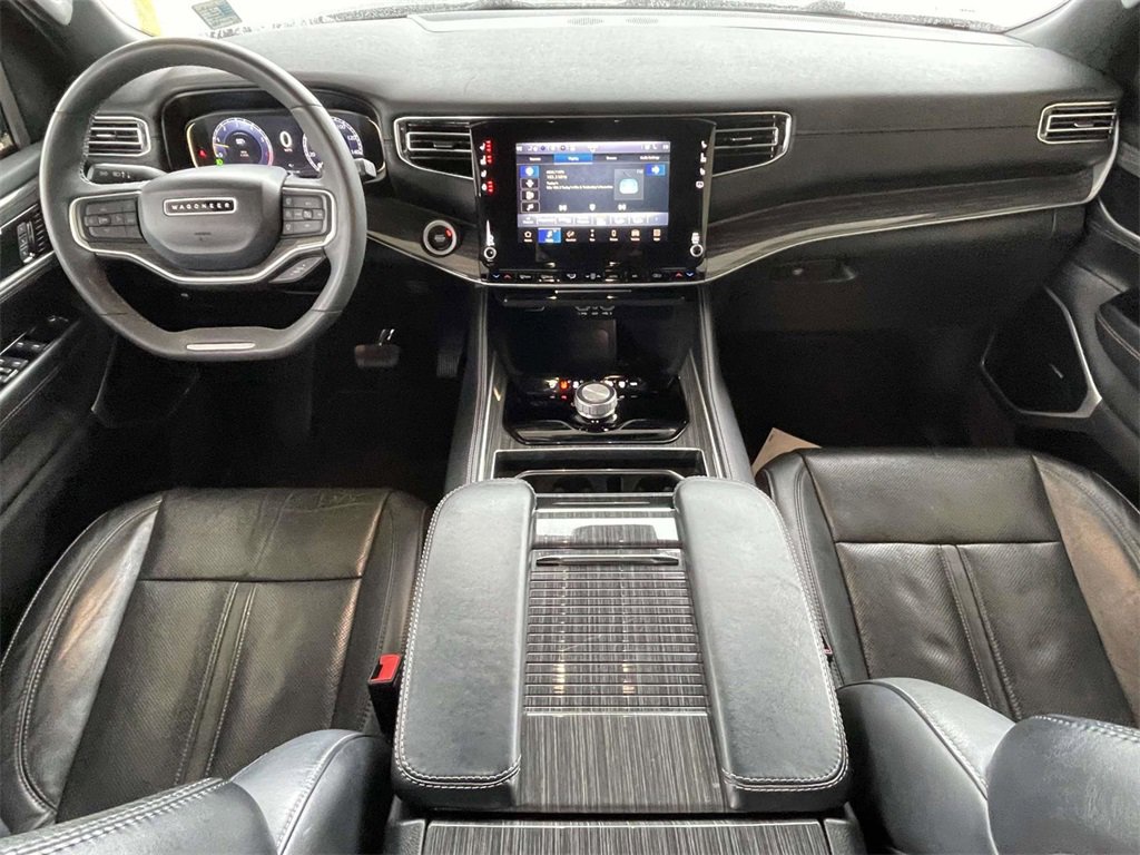 Used 2022 Jeep Wagoneer Series II image 11