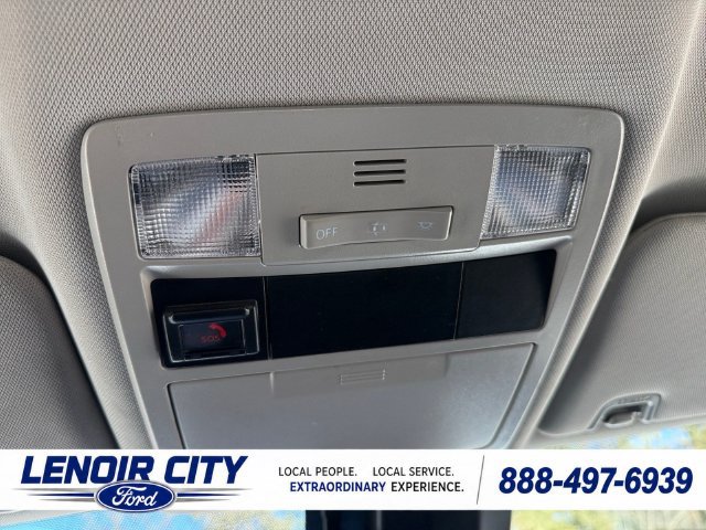 Used 2021 Toyota Tacoma SR5 AWD/4WD image 25