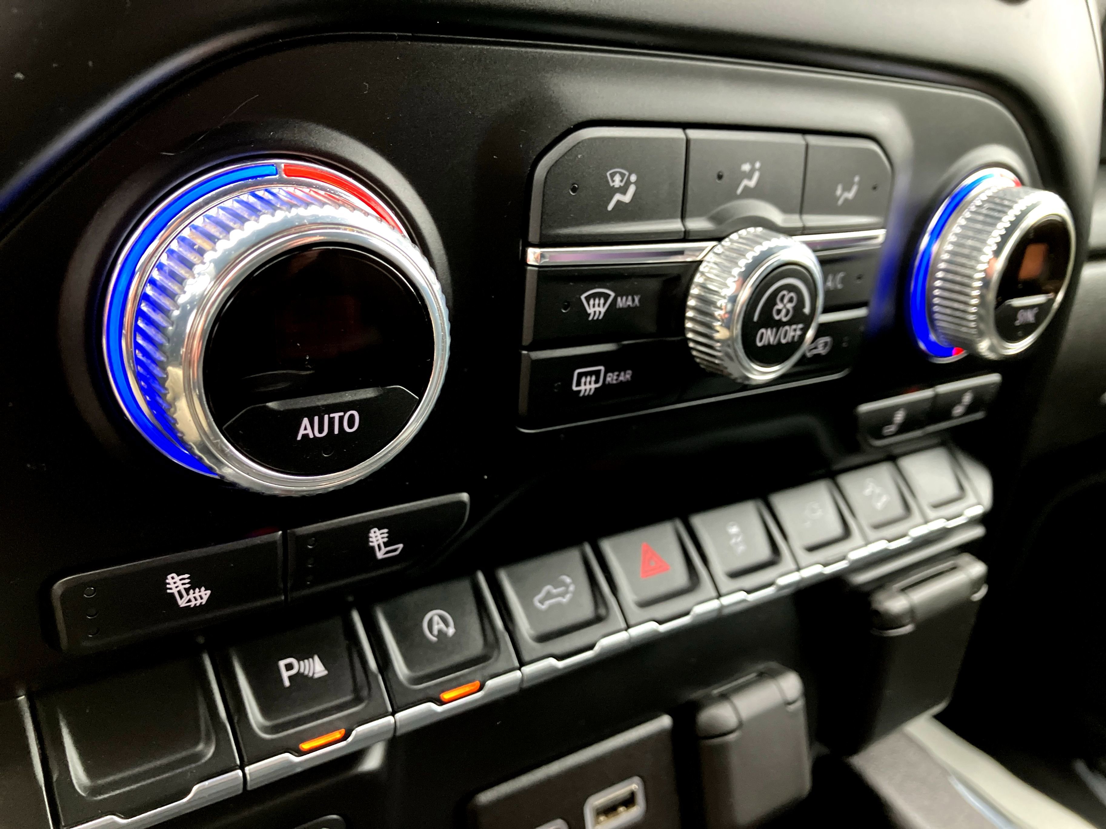 Used 2020 GMC Sierra 1500 Elevation w/ Elevation Value Package image 22