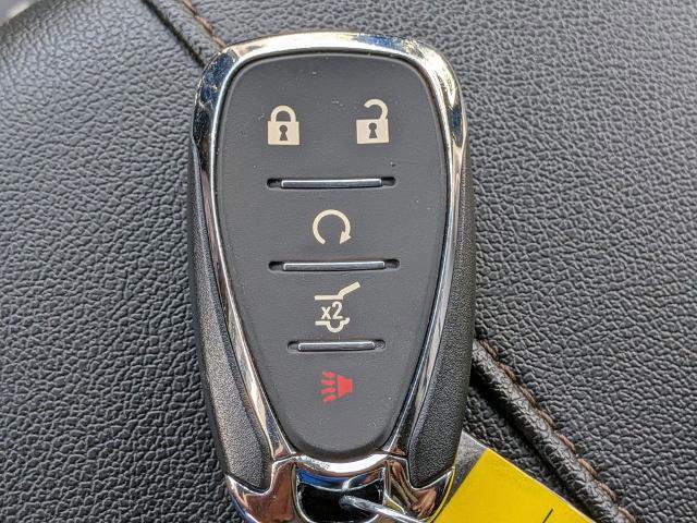 Used 2022 Chevrolet Traverse High Country image 32