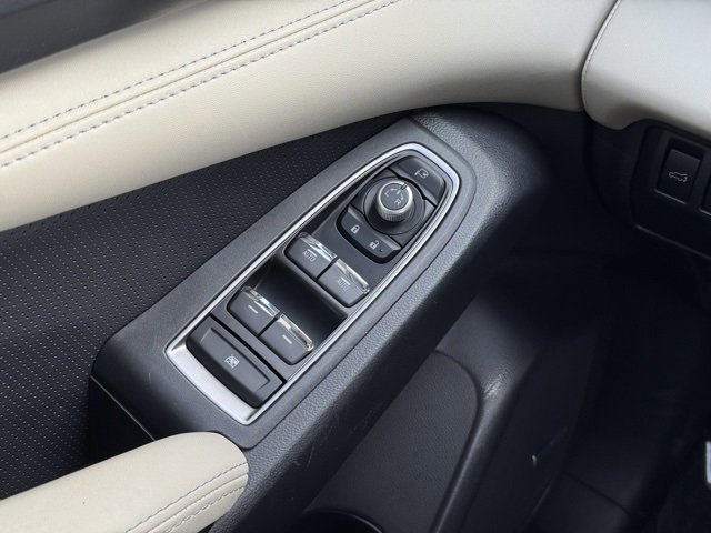 Used 2024 Subaru Ascent Limited w/ Technology Package image 38