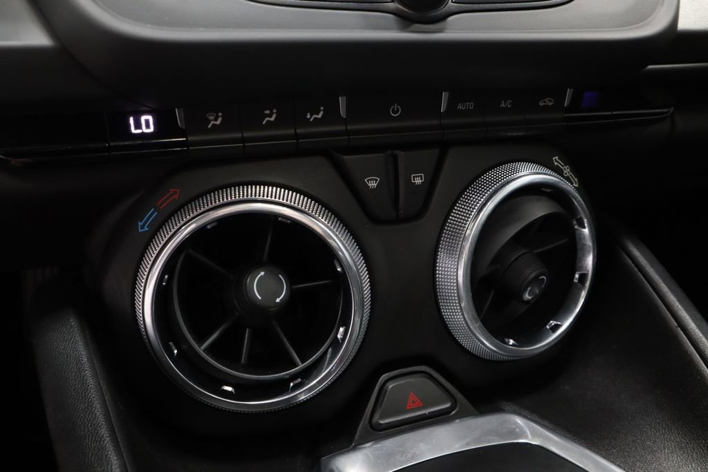 Used 2018 Chevrolet Camaro LT w/ RS Package image 30