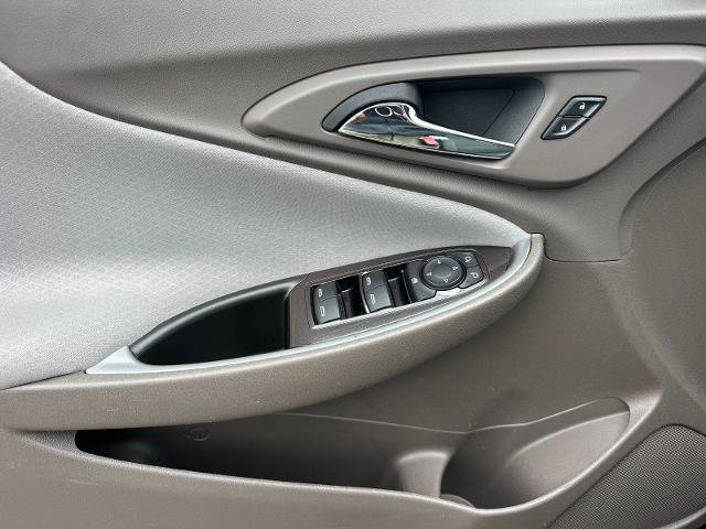 Used 2023 Chevrolet Malibu LT FWD image 10