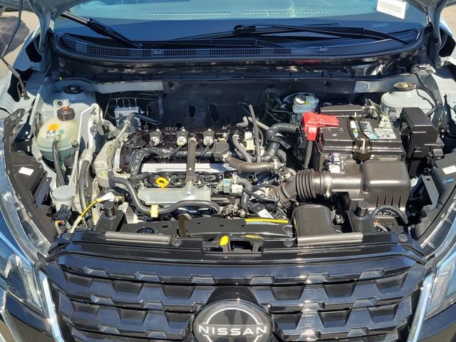 Used 2022 Nissan Kicks SR FWD image 22