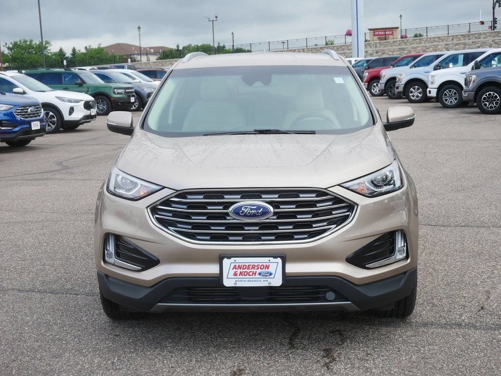 Certified 2020 Ford Edge SEL w/ Convenience Package AWD/4WD image 2