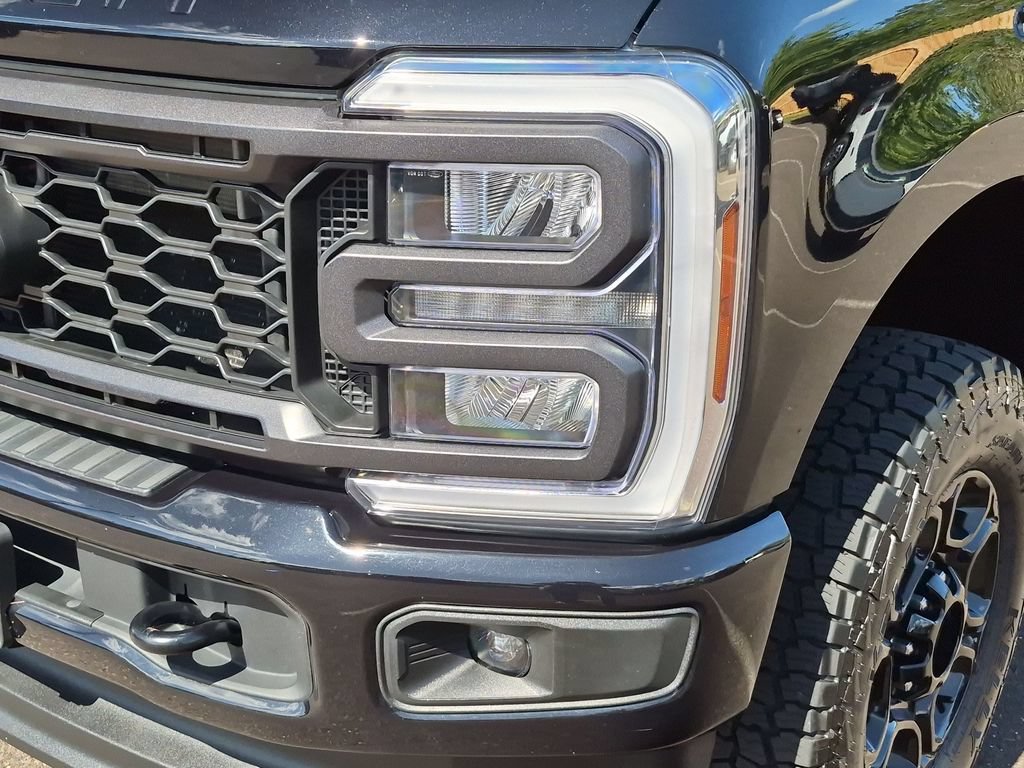 Certified 2024 Ford F350 XL w/ STX Appearance Package AWD/4WD image 3