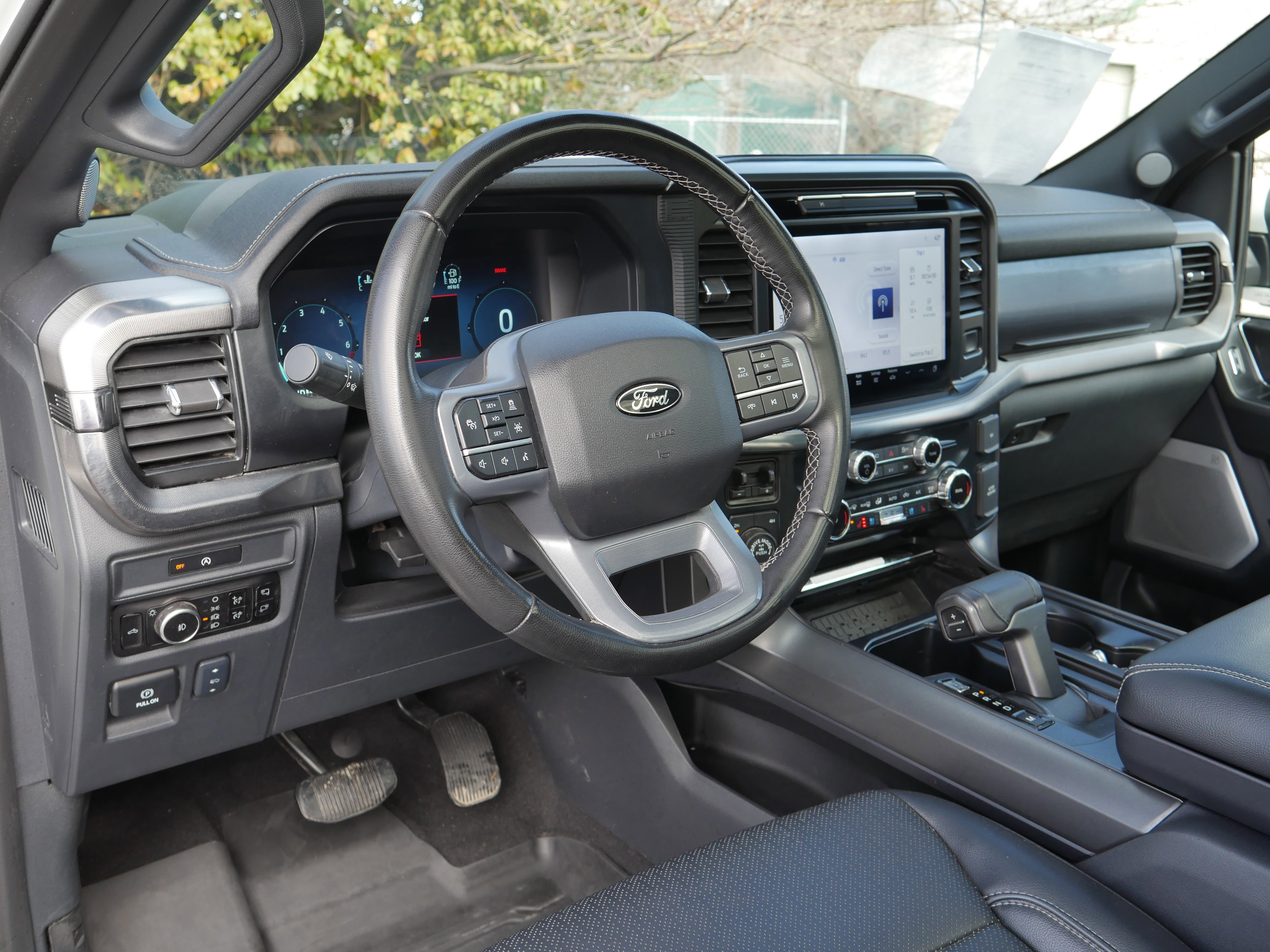 Certified 2025 Ford F150 Lariat w/ Equipment Group 502A High image 10