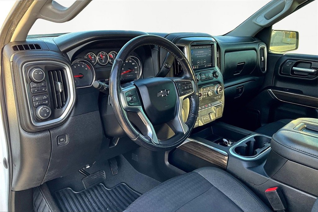 Used 2022 Chevrolet Silverado 1500 LT Trail Boss w/ Bed Protection Package image 14