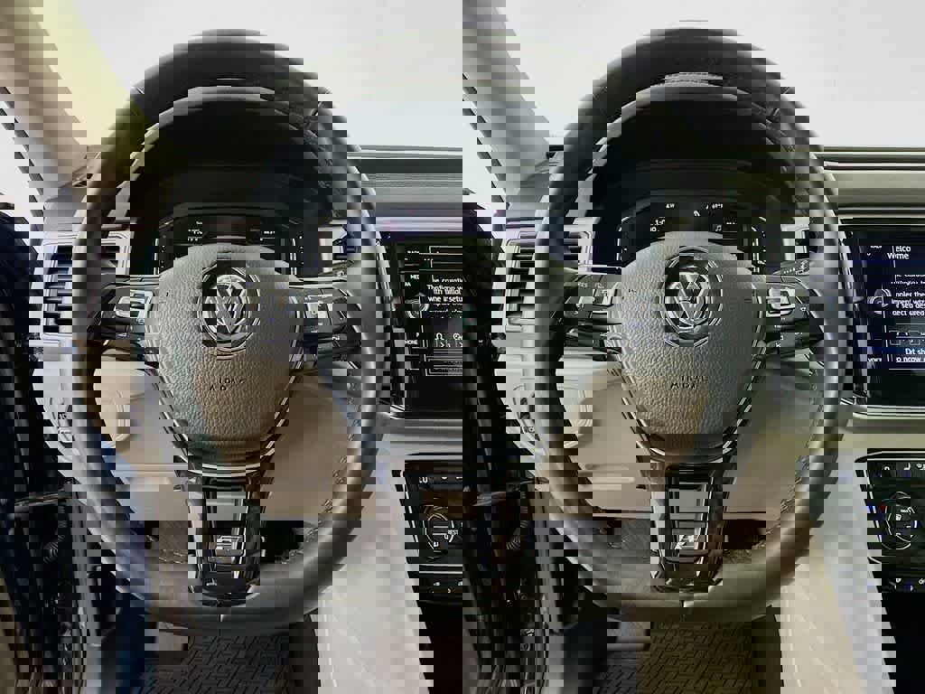 Used 2019 Volkswagen Atlas SEL R-Line image 19