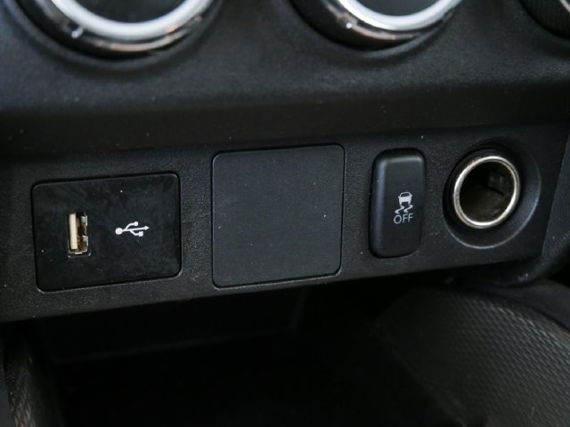 Used 2018 Mitsubishi Outlander Sport ES FWD image 30