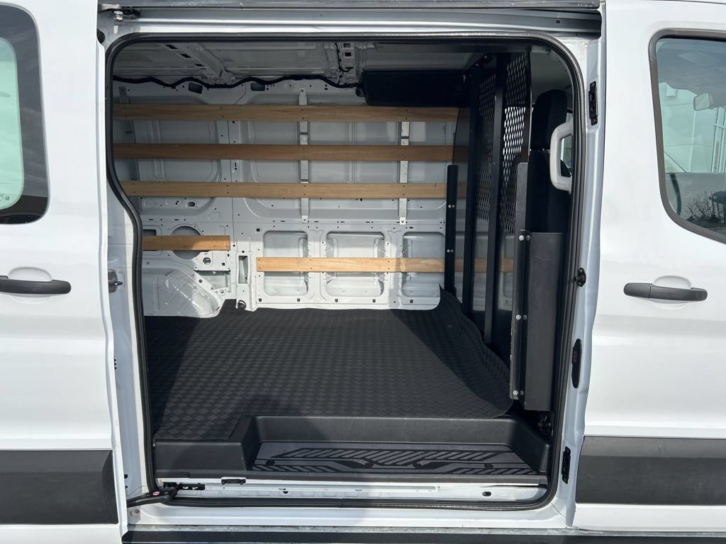 Certified 2024 Ford Transit 250 Low Roof AWD w/ Exterior Upgrade Package image 24
