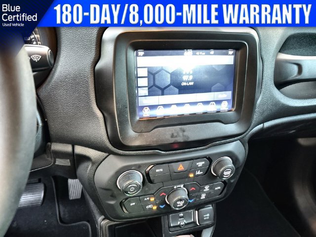 Used 2021 Jeep Renegade Latitude FWD image 25
