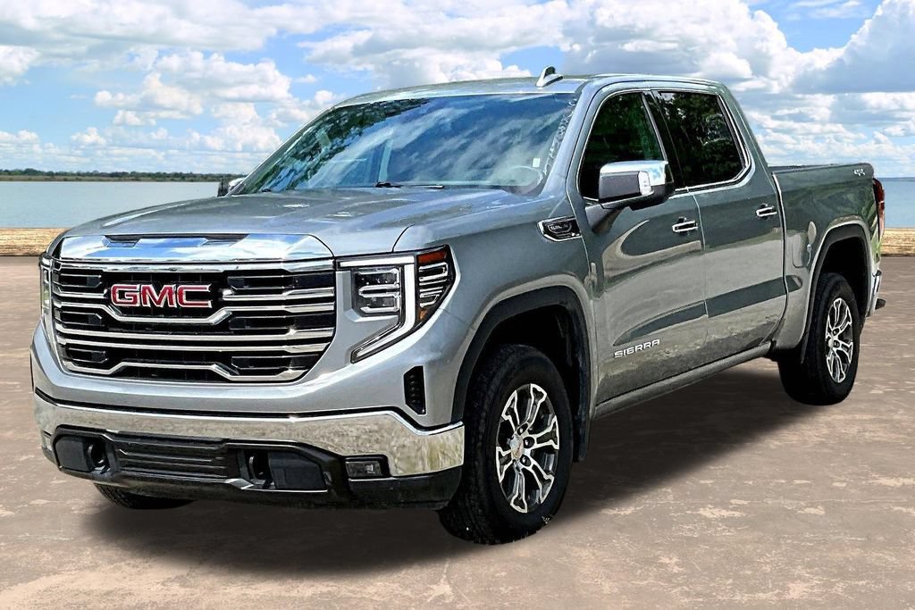Used 2026 GMC Sierra 1500 SLT AWD/4WD image 2