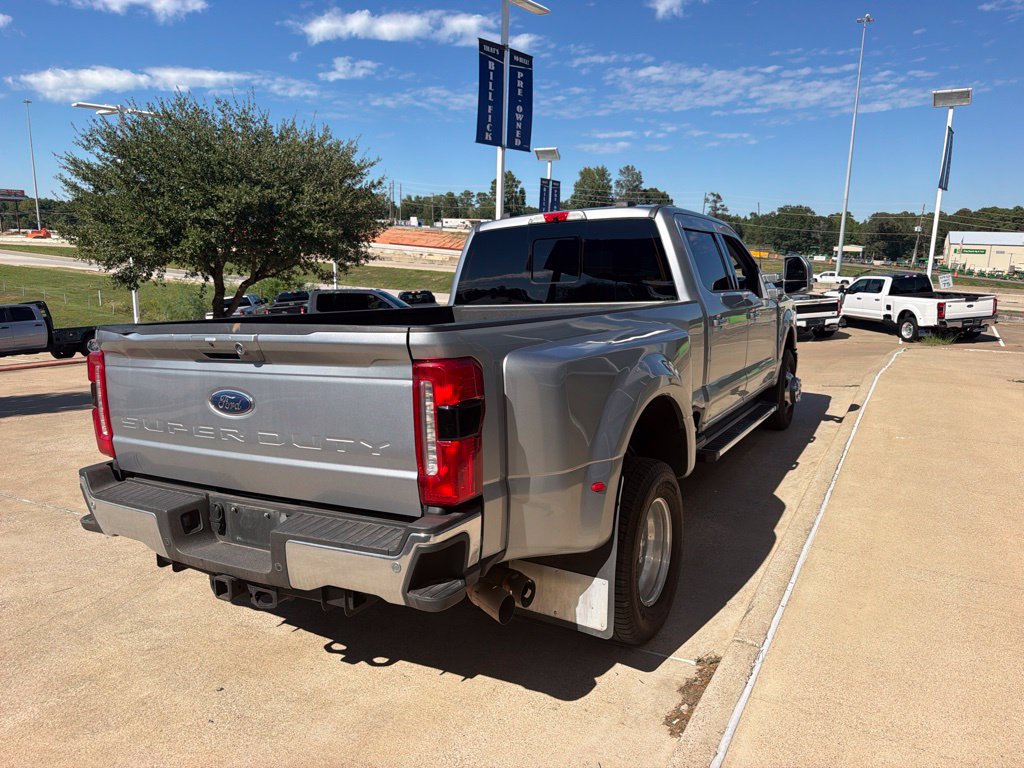 Certified 2023 Ford F350 Lariat w/ FX4 Off-Road Package AWD/4WD image 5