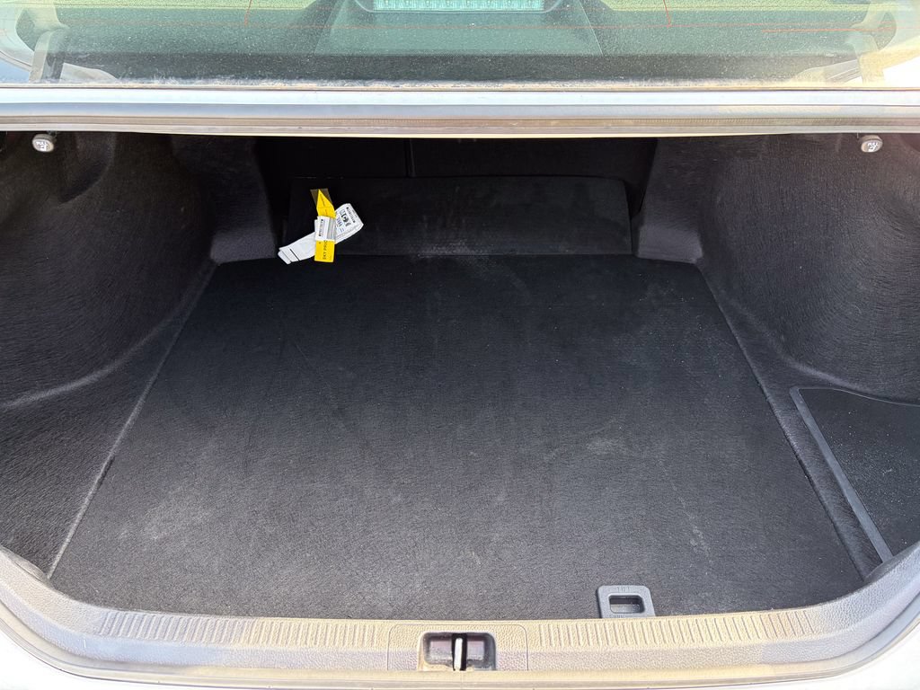 Used 2025 Toyota Camry LE FWD image 15
