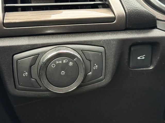 Certified 2018 Ford Fusion SE w/ Fusion SE Technology Package image 21