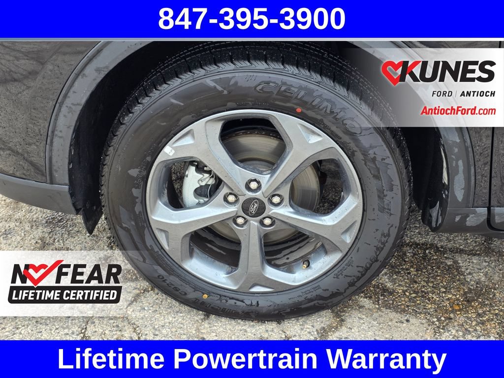 Certified 2025 Ford Escape ST-Line AWD/4WD image 17